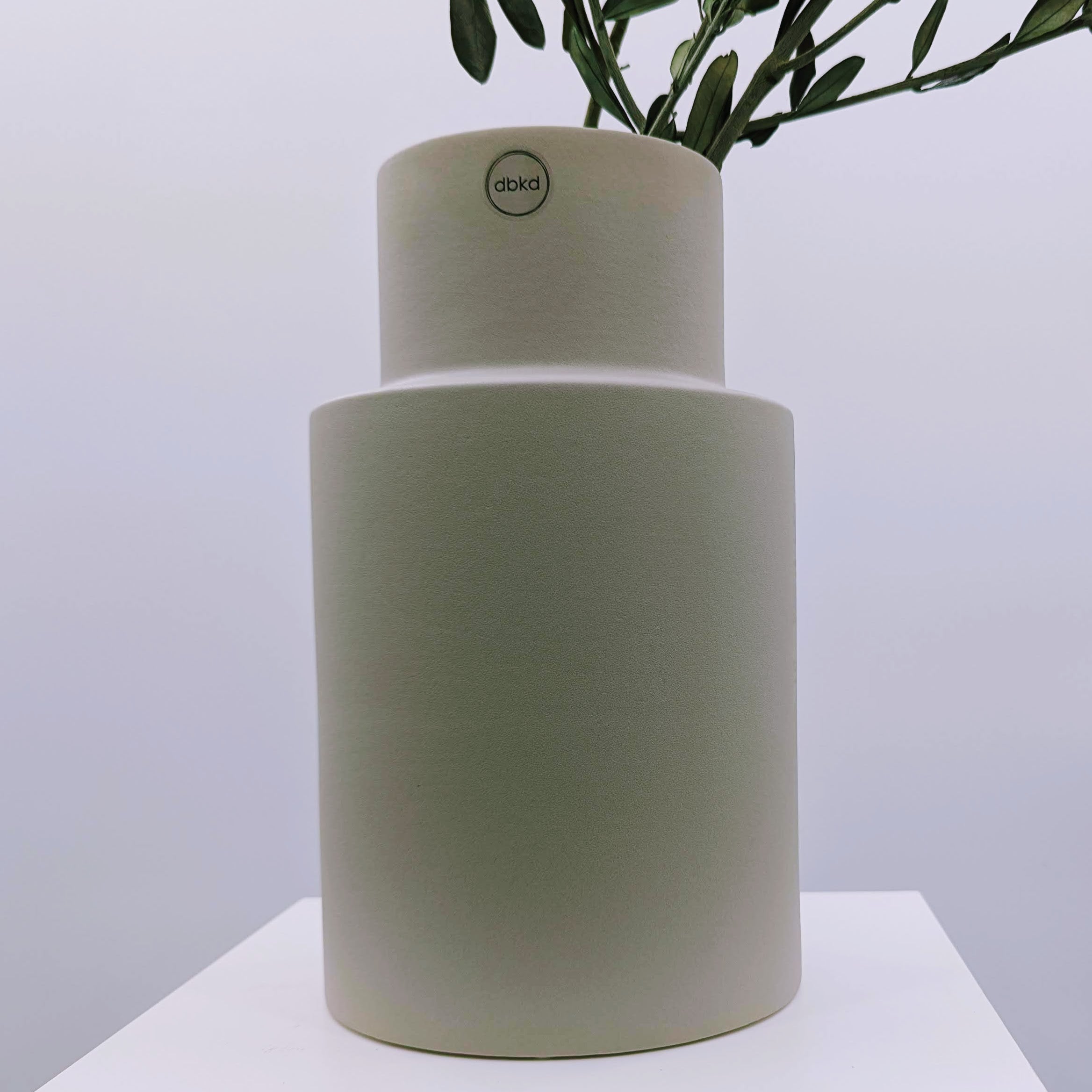 Vase Oblong in zwei Größen (beton) grau
