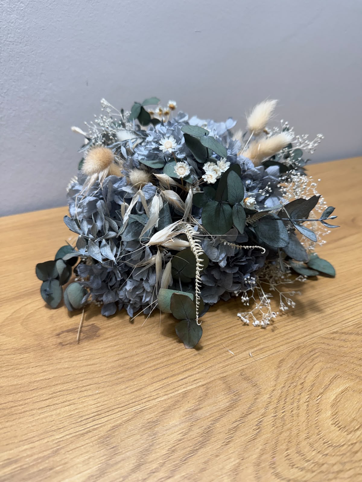 Trockenblumengesteck Tisch Hortensie blau - OUTLET