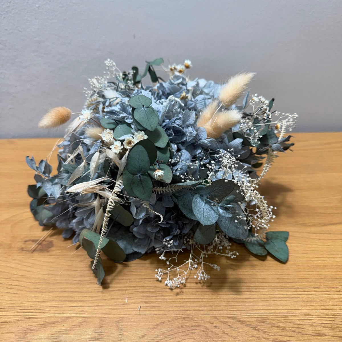 Trockenblumengesteck Tisch Hortensie blau - OUTLET