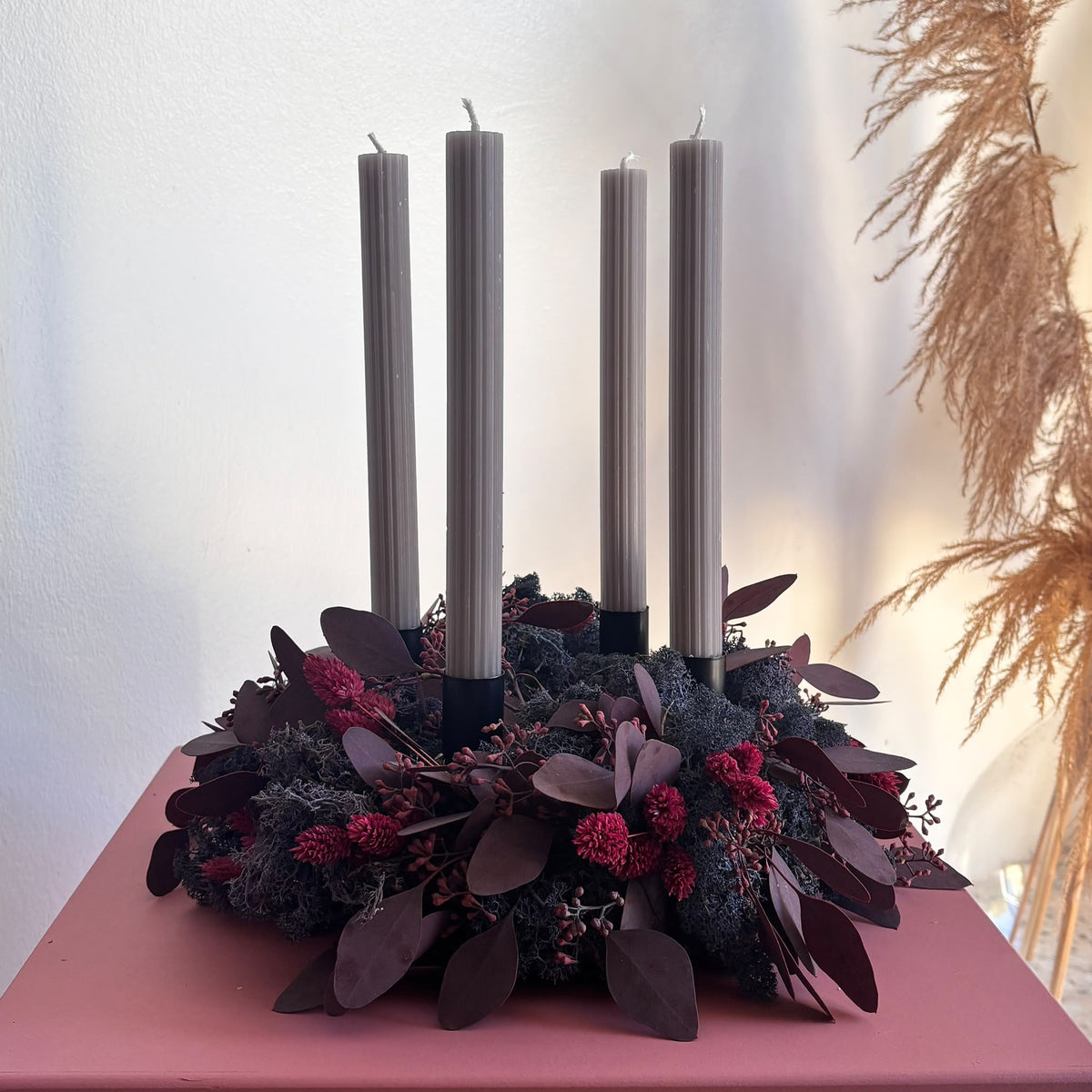Adventskranz Winterberry in Bordeaux & Lila