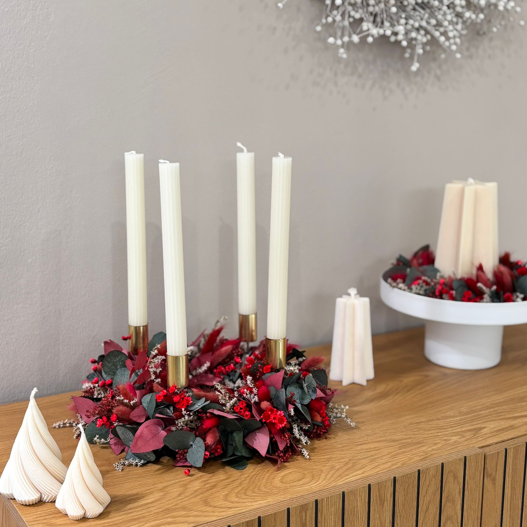 Adventskranz "Eukalyptus Joy" in rot und grün