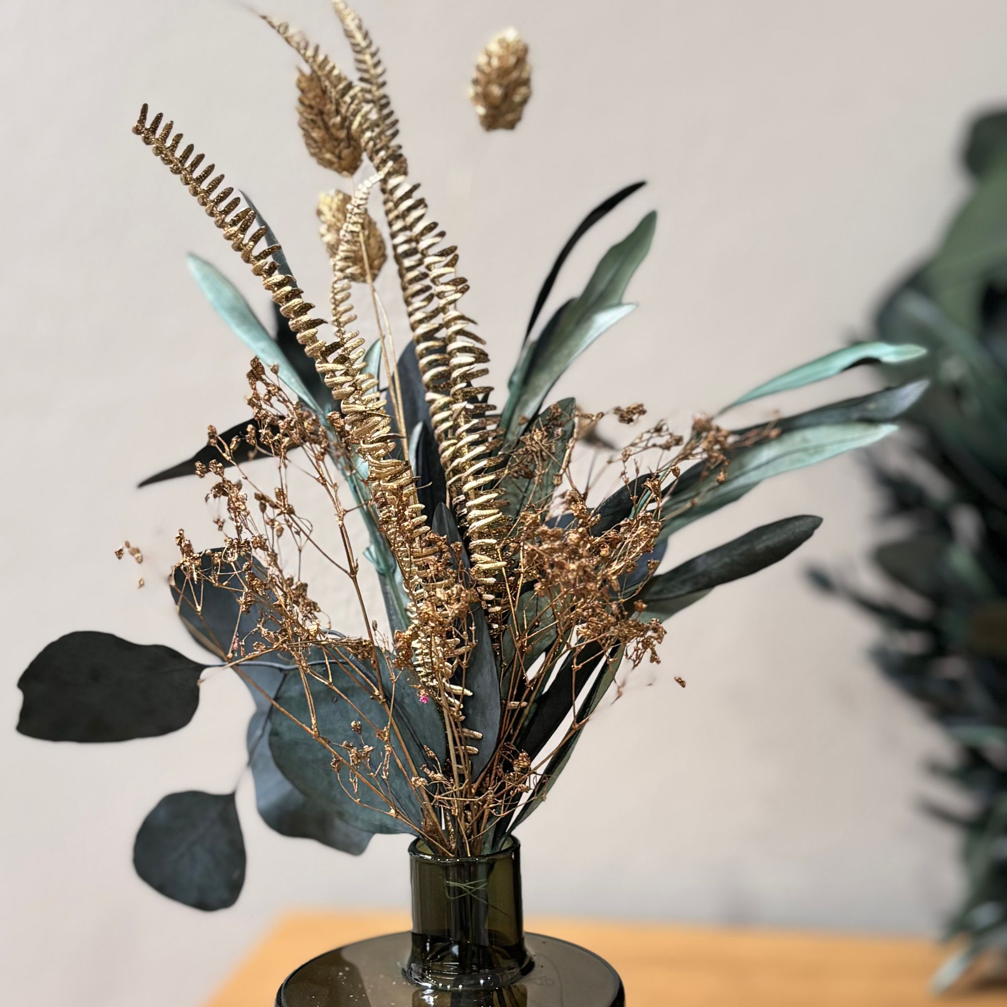 Dried flower bouquet mini green gold