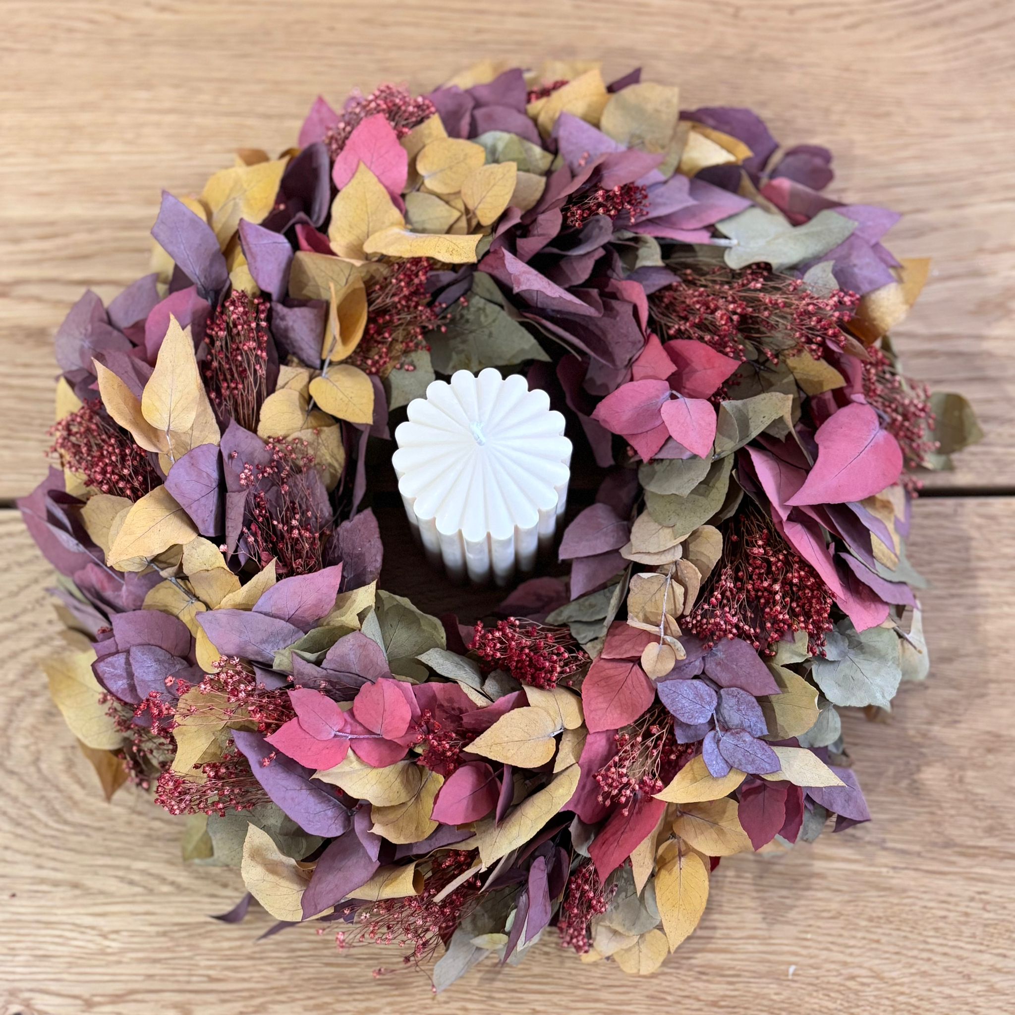 Advent wreath dried flowers “eucalyptus red”