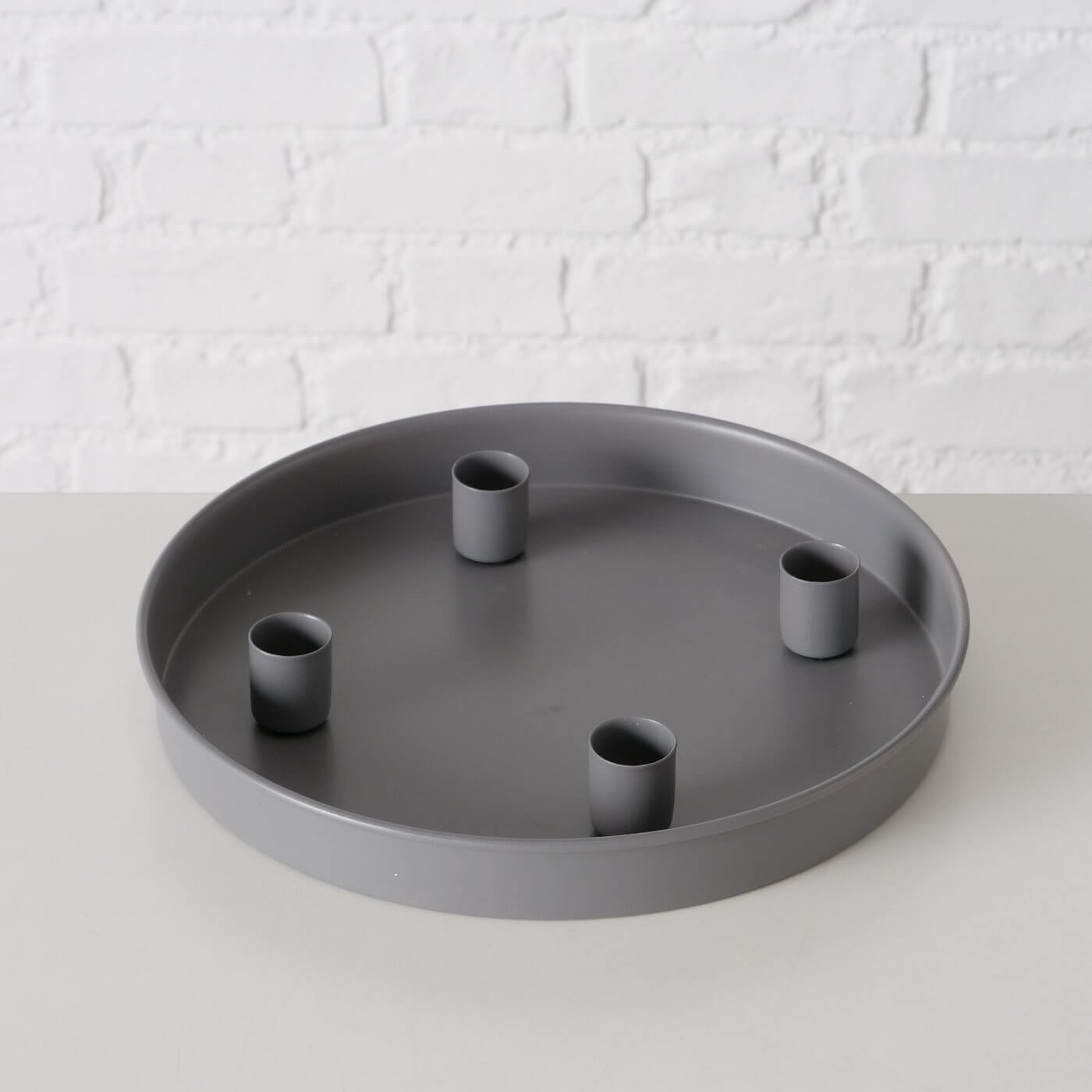 Rundes Metalltablett mit magnetischen Kerzenhaltern | 25 cm - Lykke&You GmbH