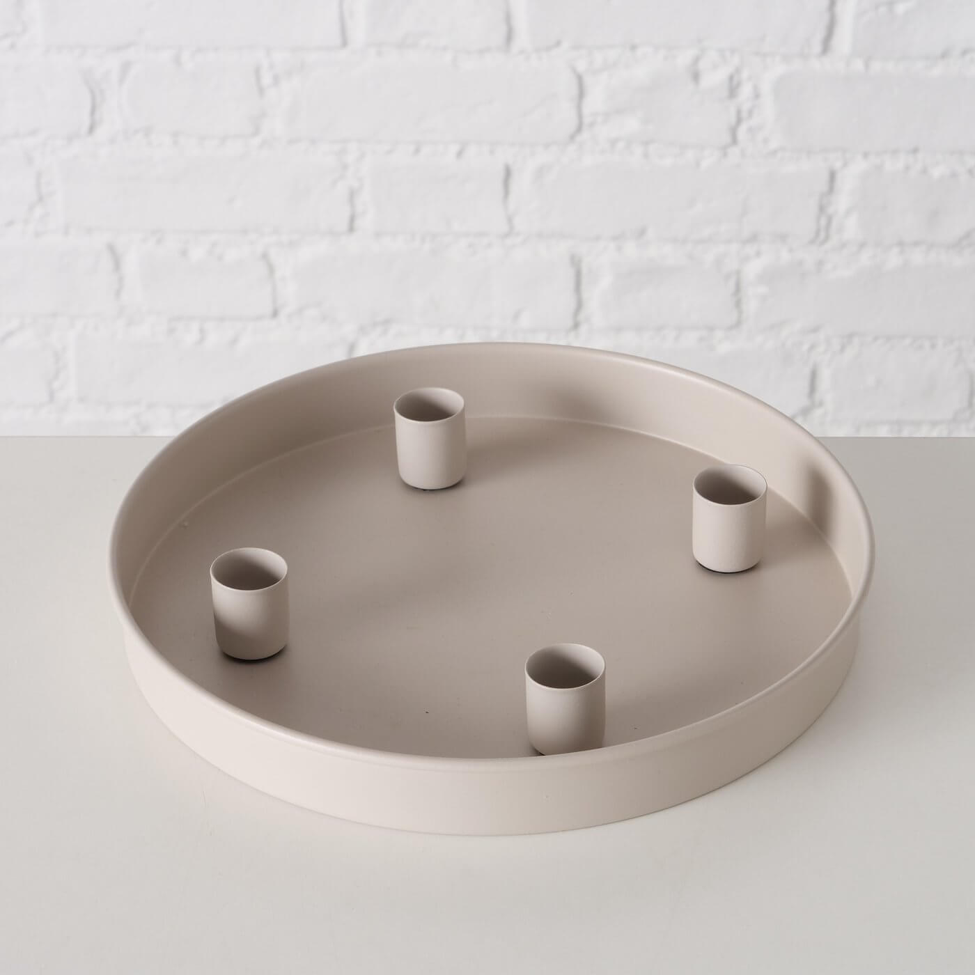 Rundes Metalltablett mit magnetischen Kerzenhaltern | 25 cm - Lykke&You GmbH