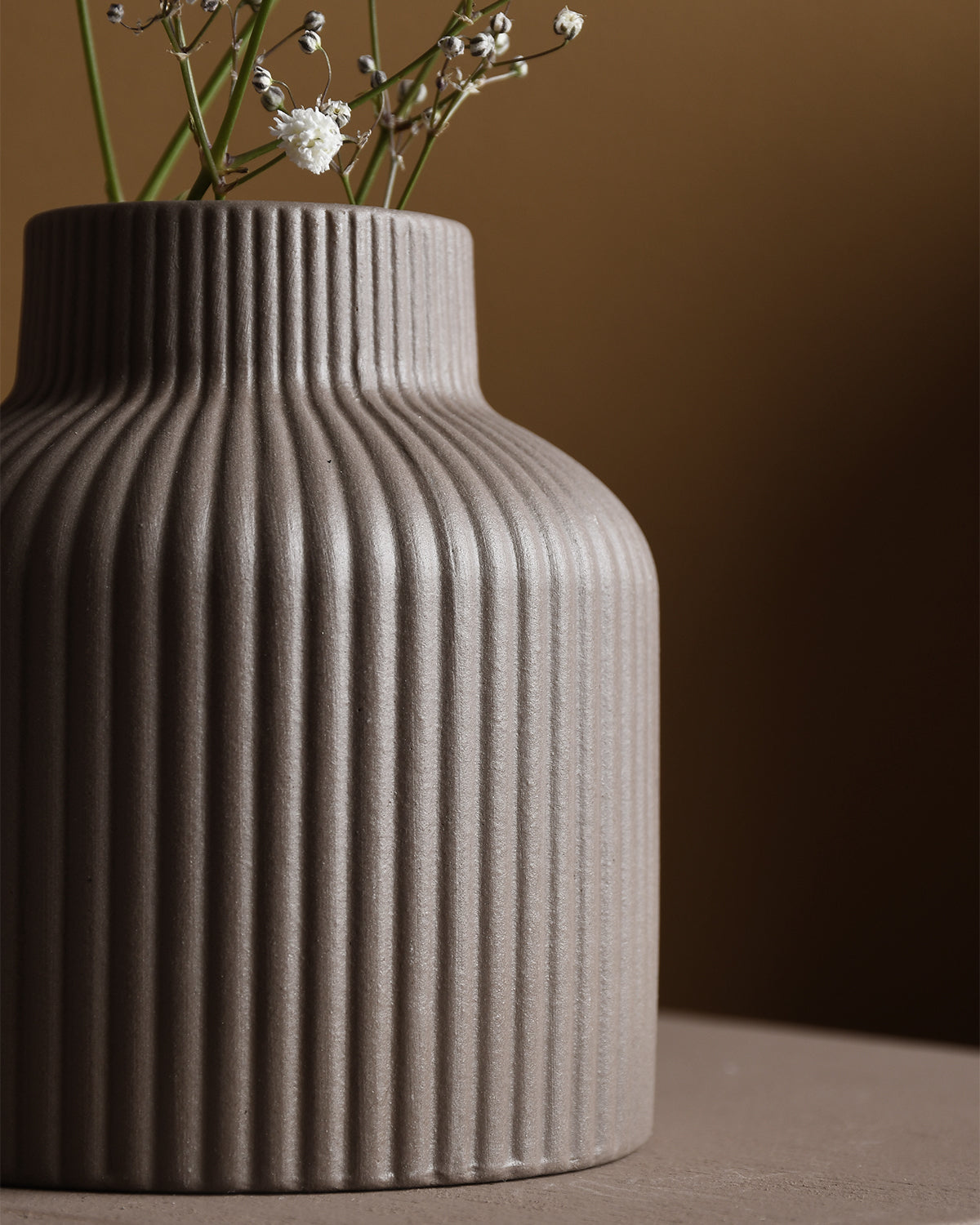 Lillhagen - matte Keramikvase mit starkem Auftritt - Lykke&You GmbH