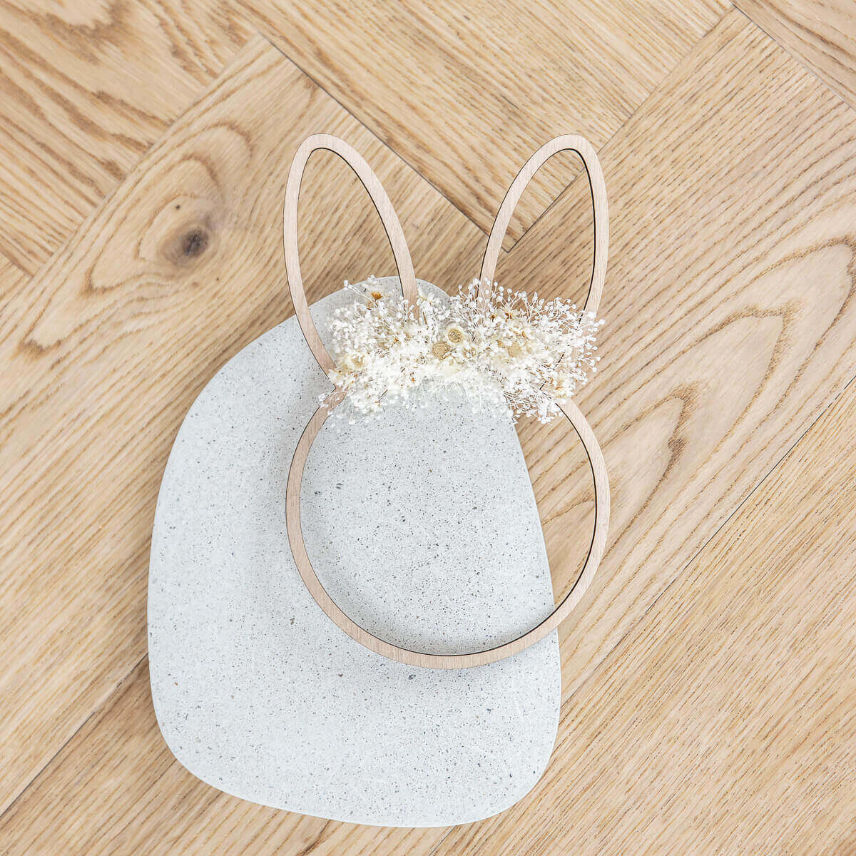 Eulenschnitt Oster-Holzkranz "Hase" - Lykke&You GmbH