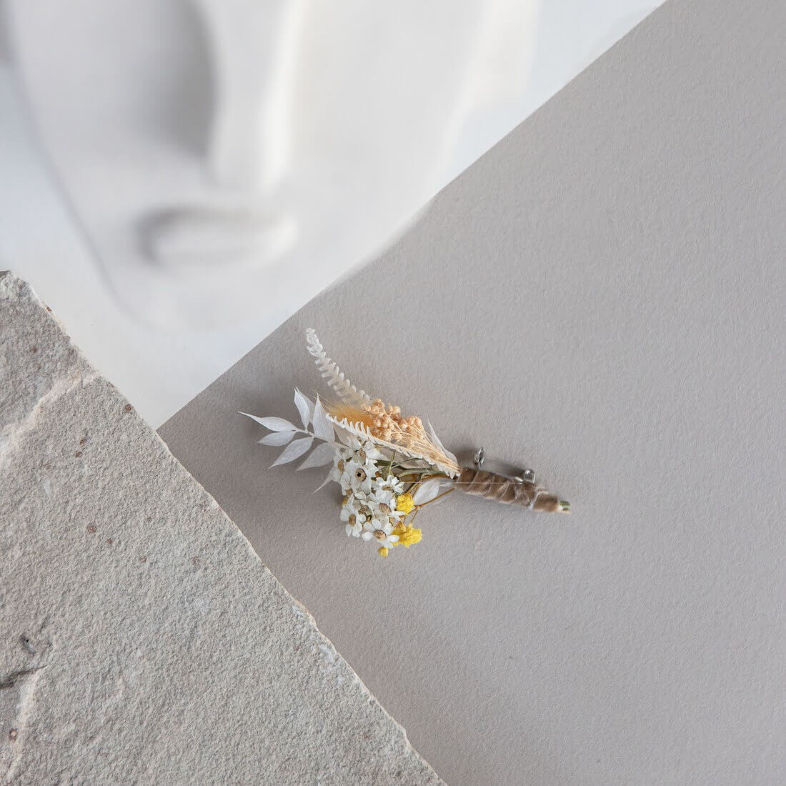 Anstecker Bräutigam I Trauzeuge I Trockenblumen Gänseblümchen - Lykke&You