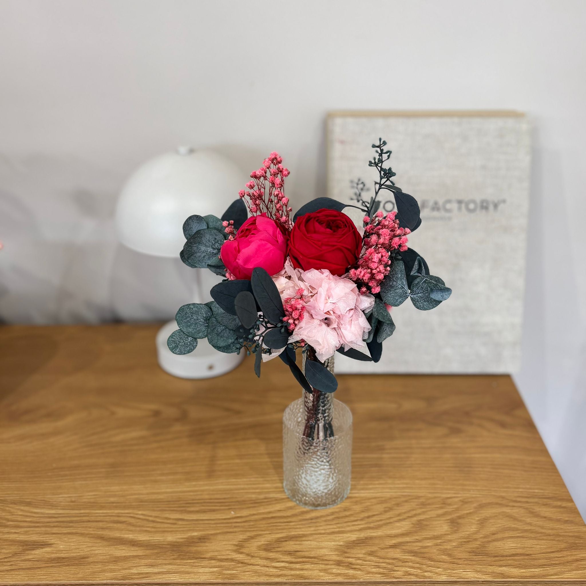 Lieblingsmensch: Trockenblumenstrauß mit Pfingstrose, Rose grün-pink (Kopie)