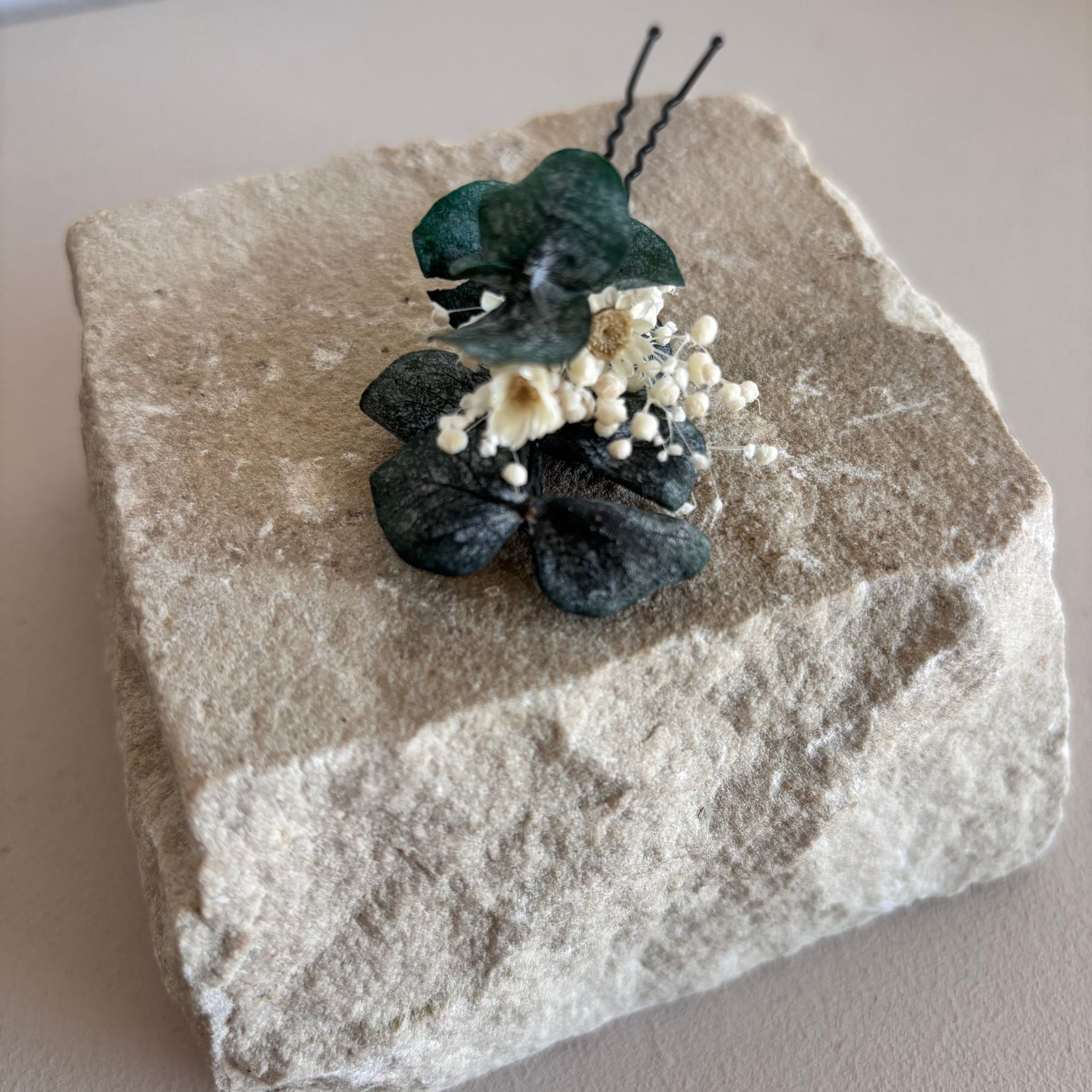 Haarnadel Trockenblumen Eukalyptus grün - OUTLET