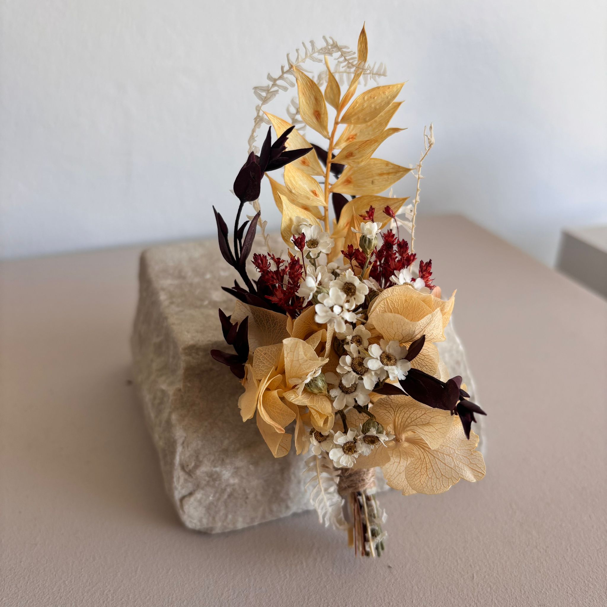 Anstecker Bräutigam I Trauzeuge I Trockenblumen apricot bordeaux - OUTLET