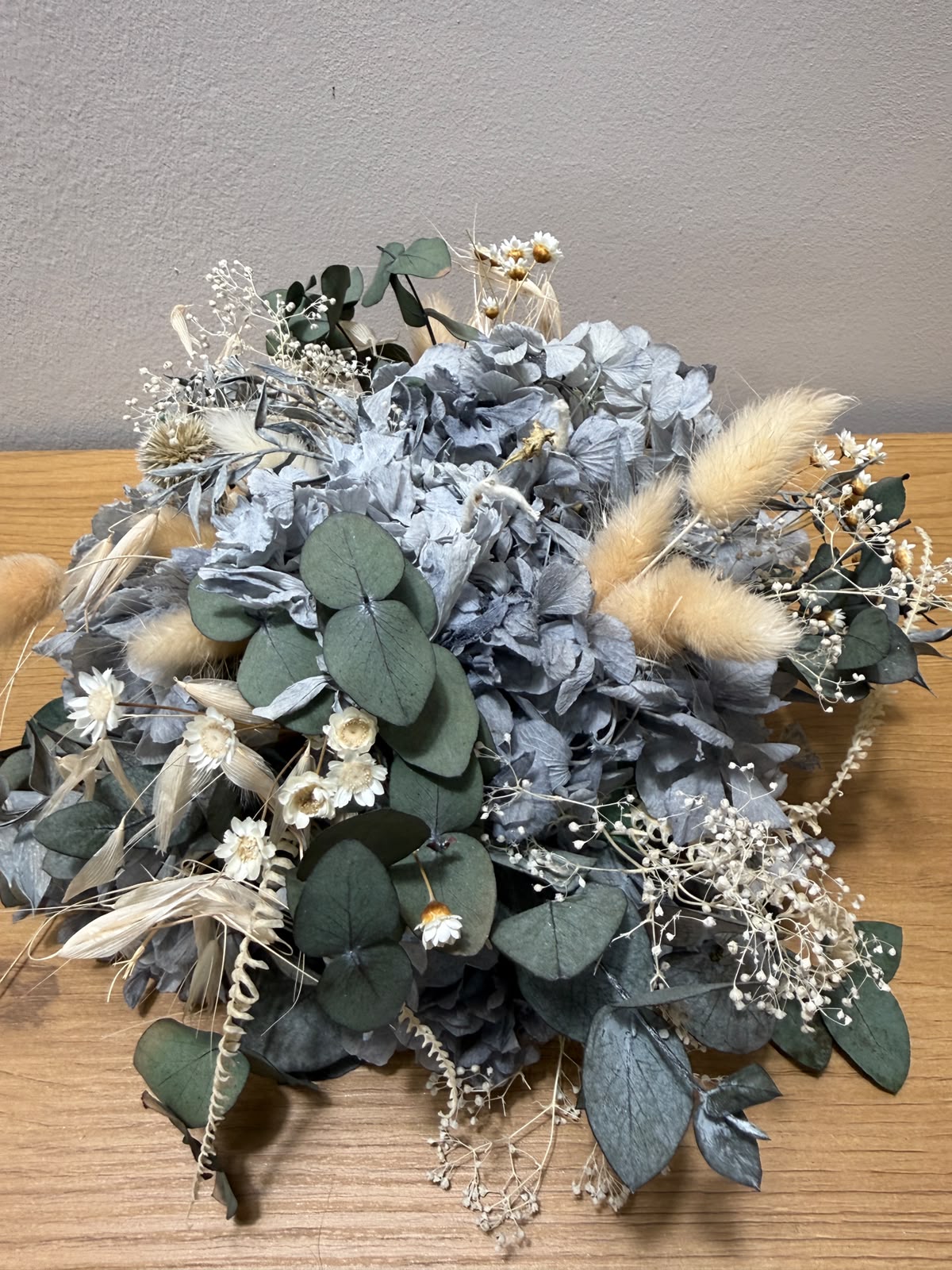 Trockenblumengesteck Tisch Hortensie blau - OUTLET