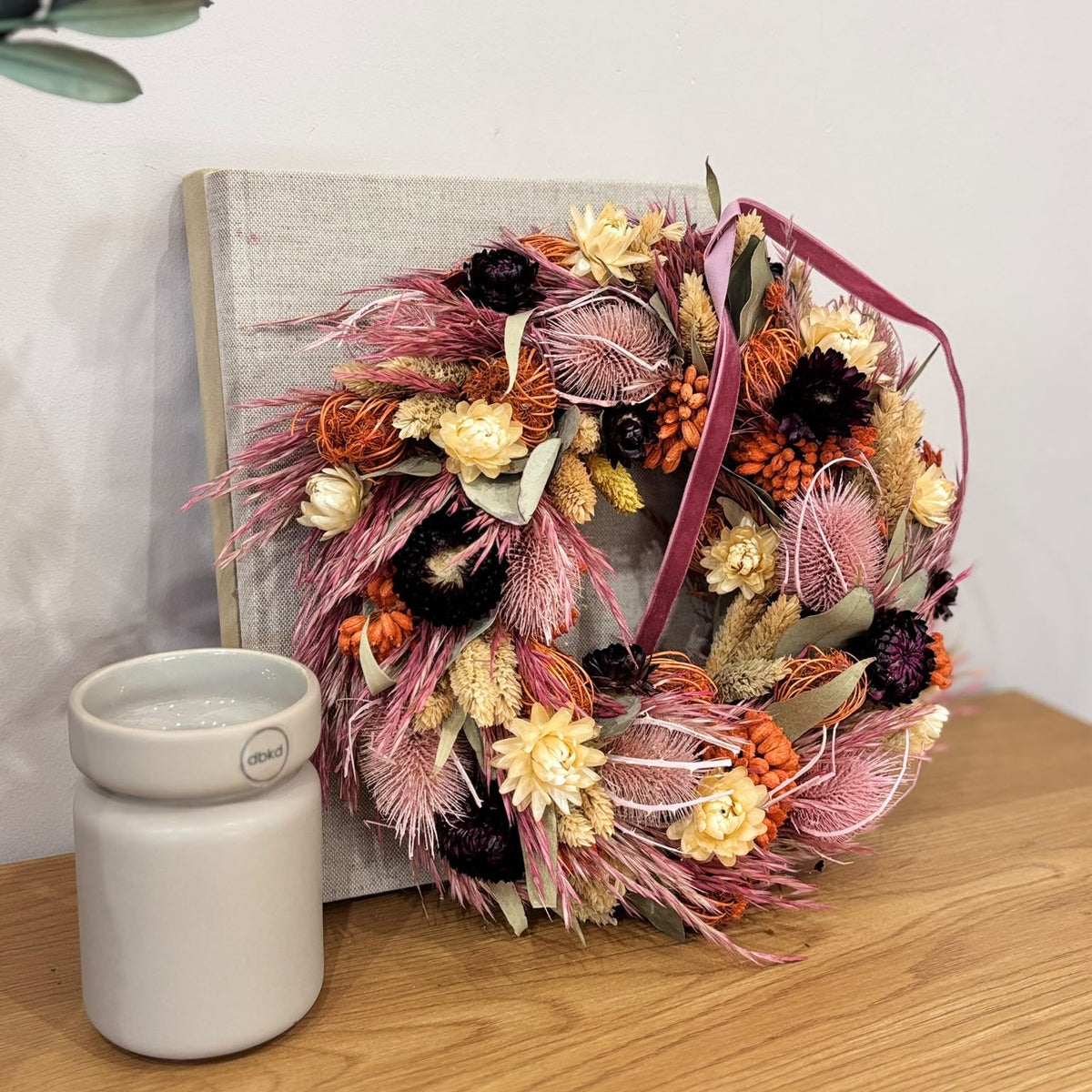 Olivia Herbstkranz – Trockenblumenkranz in warmen Farben