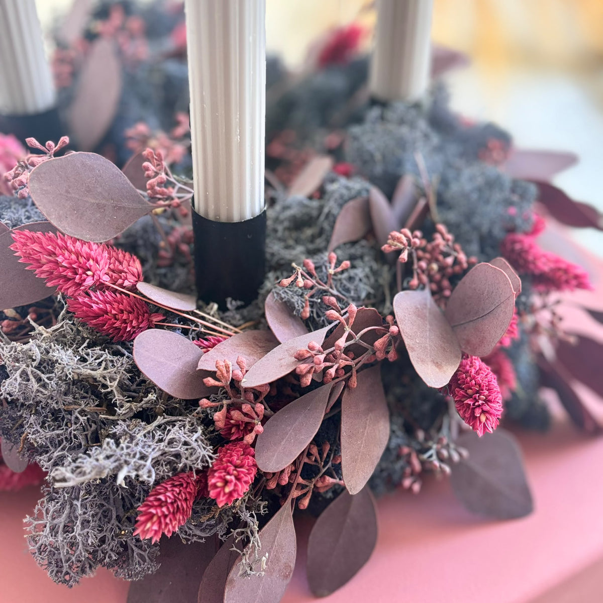 Adventskranz Winterberry in Bordeaux & Lila