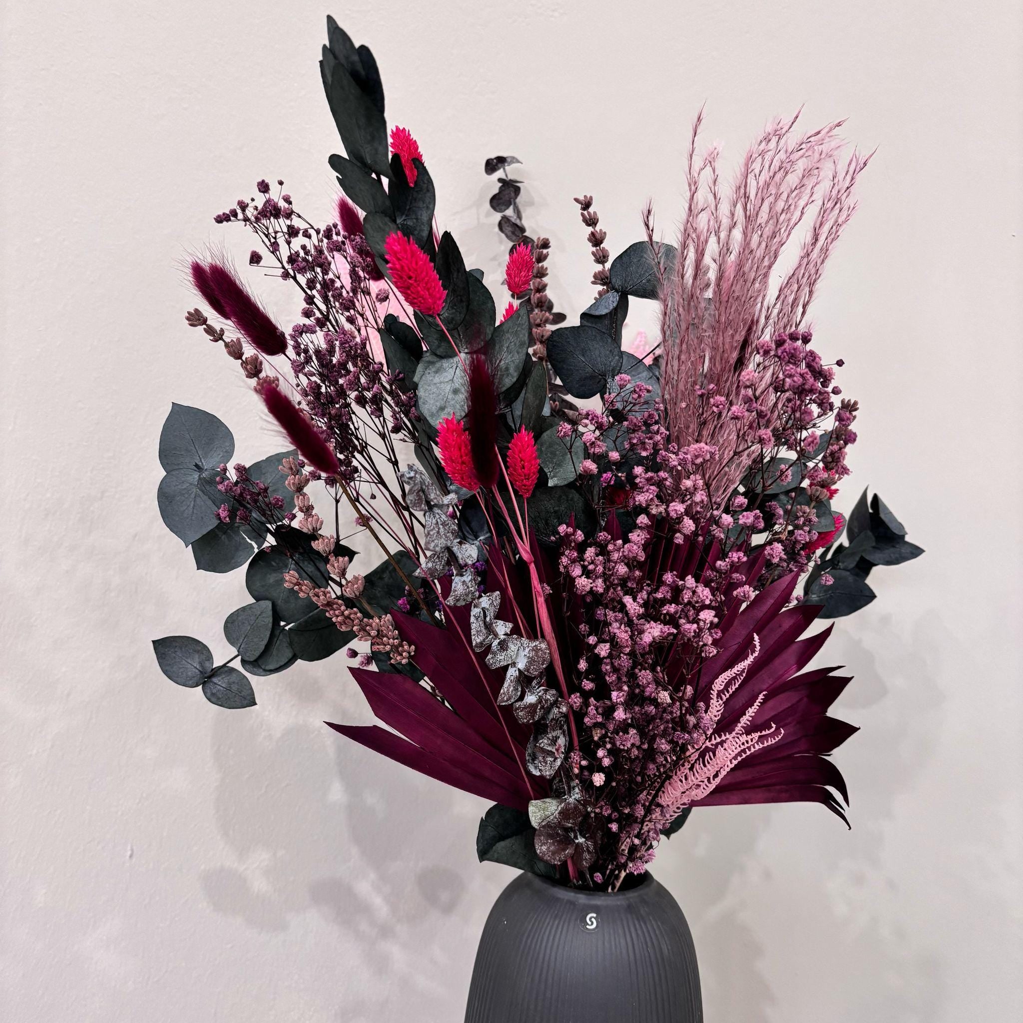 Touch of Berry: Zeitlose Eleganz in Beerentönen - Trockenblumenstrauß fürs ganze Jahr - Lykke&You GmbH