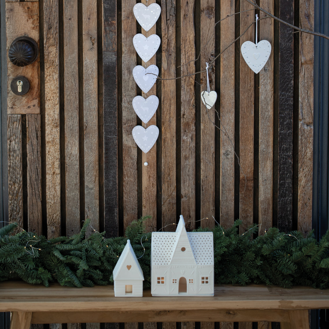 RÄDER Light House "Gingerbread House Heart" white porcelain