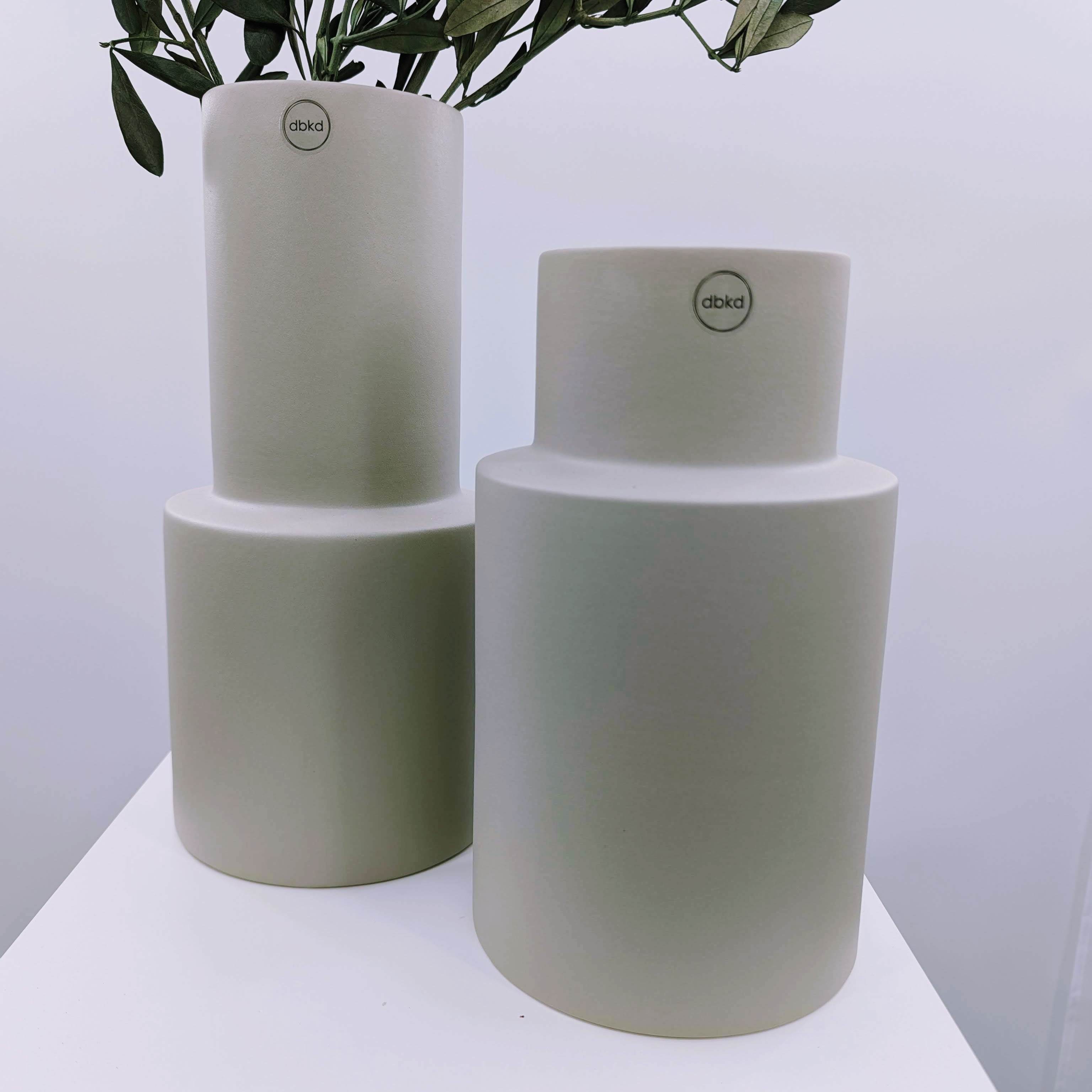 Vase Oblong in zwei Größen (beton) grau