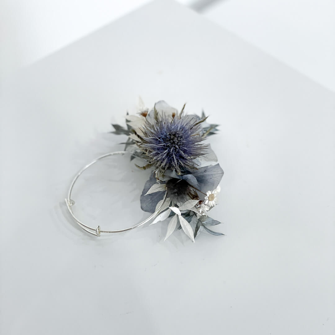 Armband Trockenblumen blau Distel metallic