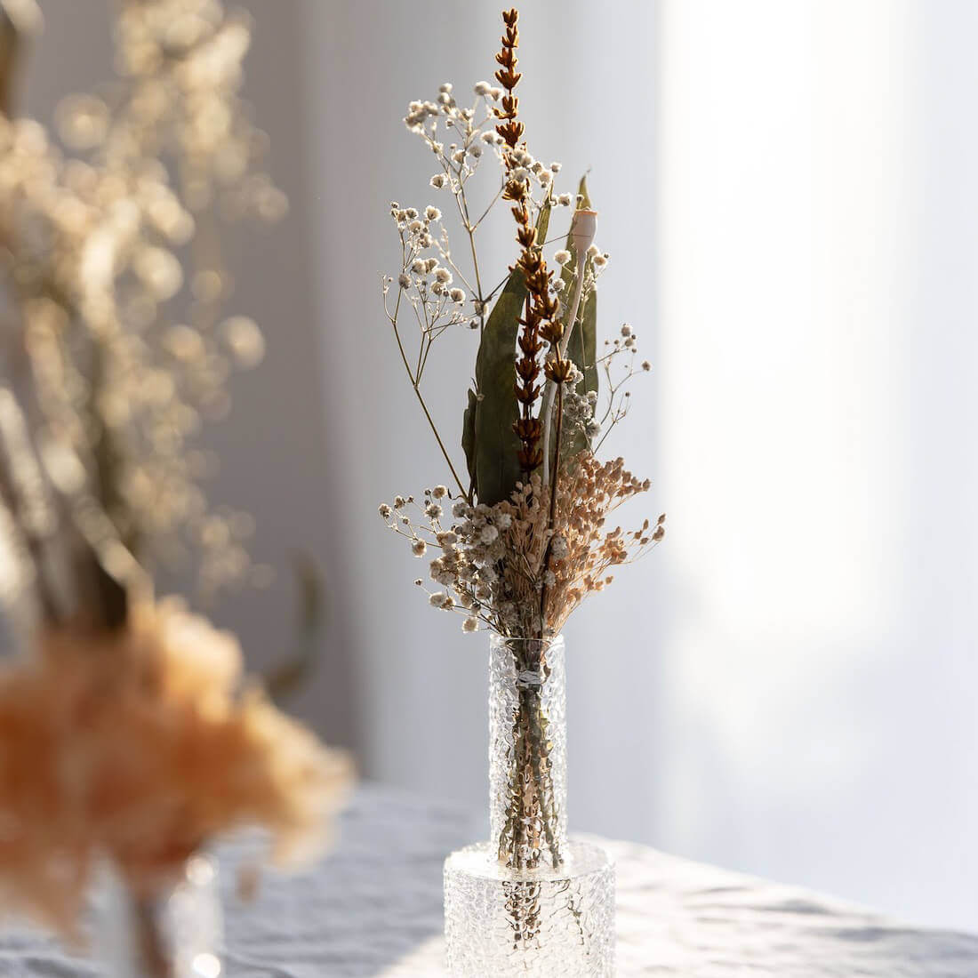 Dried flower bouquet table decoration apricot