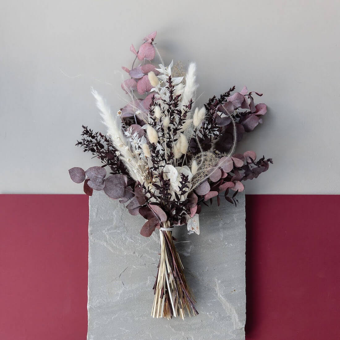 Brautstrauß Trockenblumen Eukalyptus rot | 60 cm | Boho Hochzeitstrauß - Lykke&You