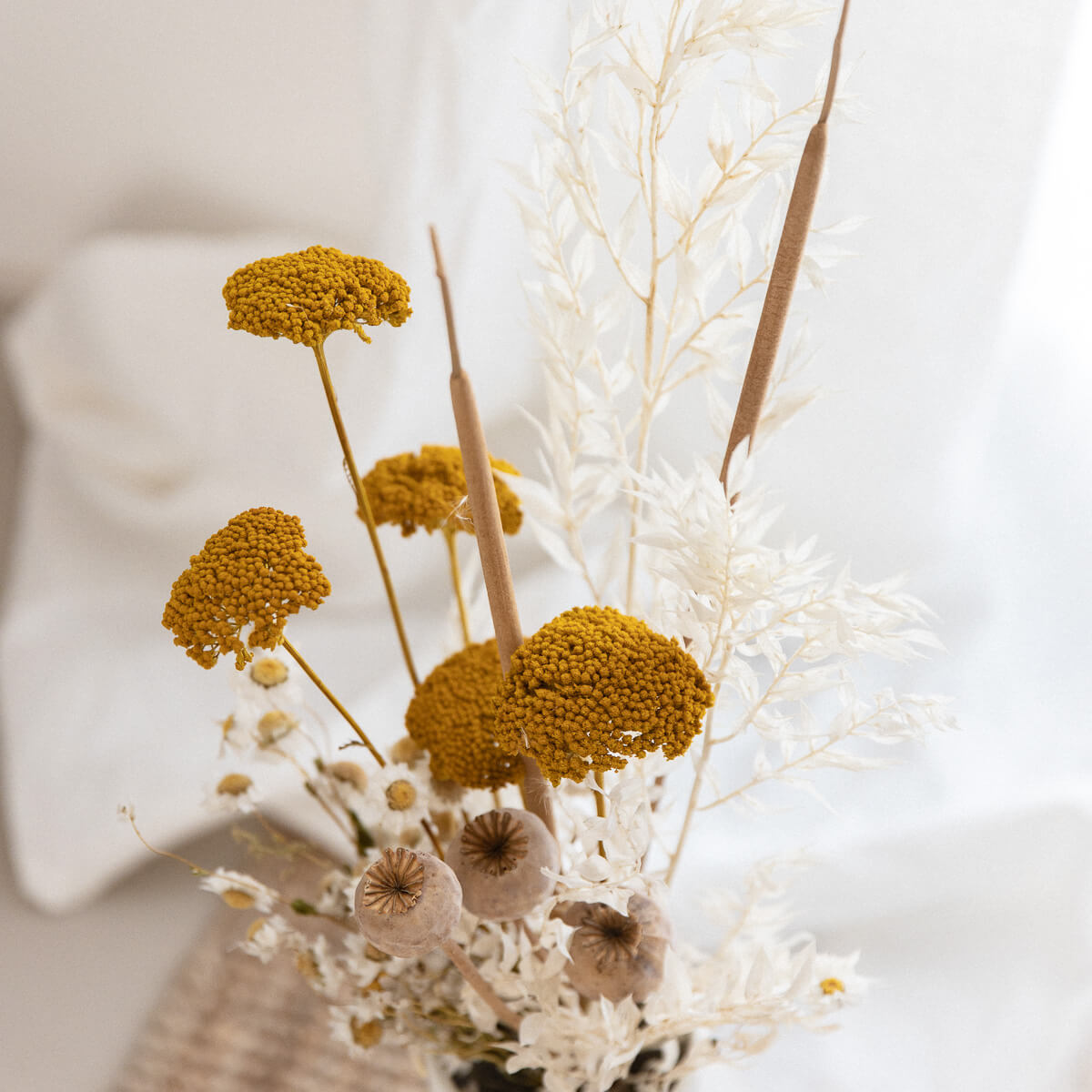 Sunny wildflower splendor - dried flower bouquet full of spring joy