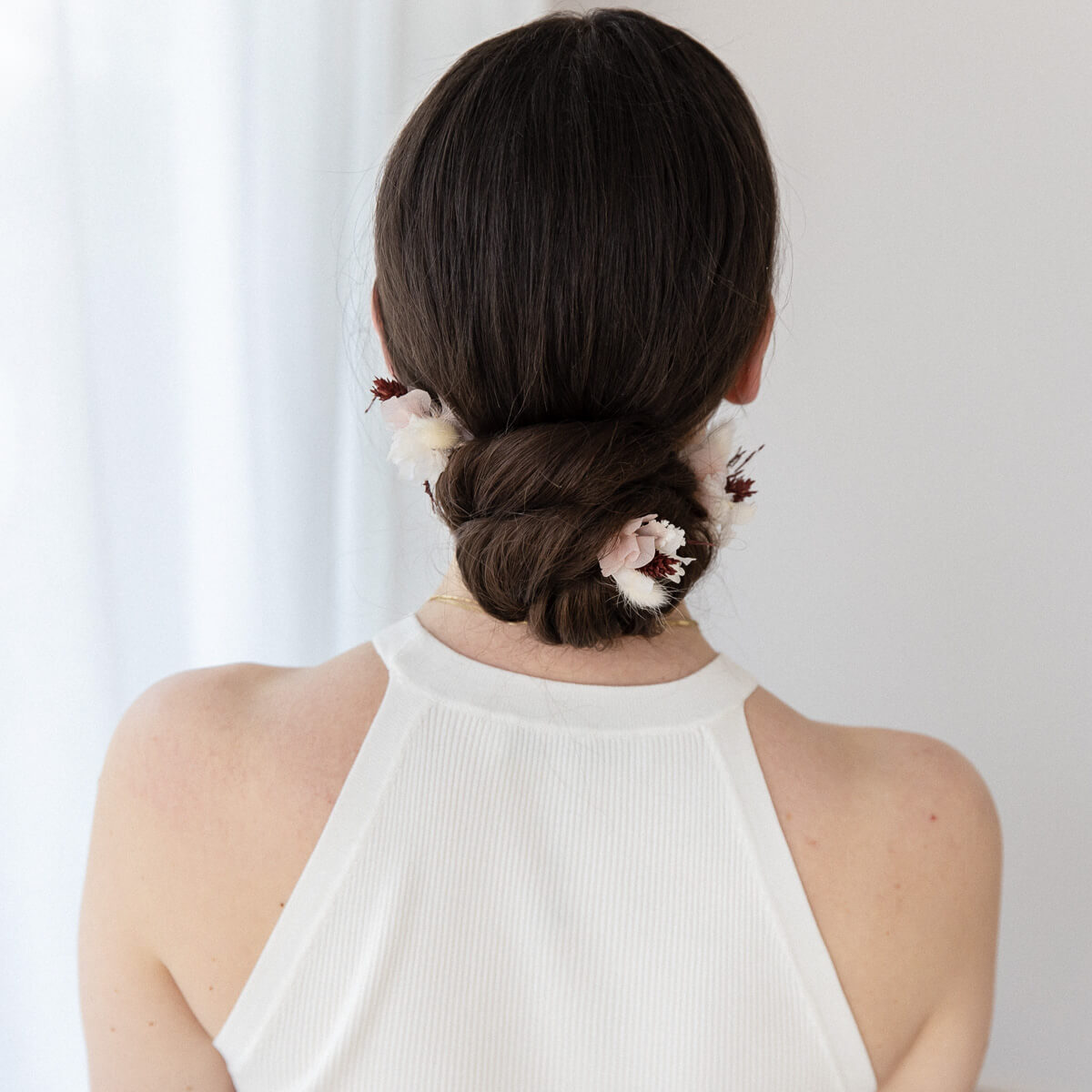 Hairpin dried flowers white pink