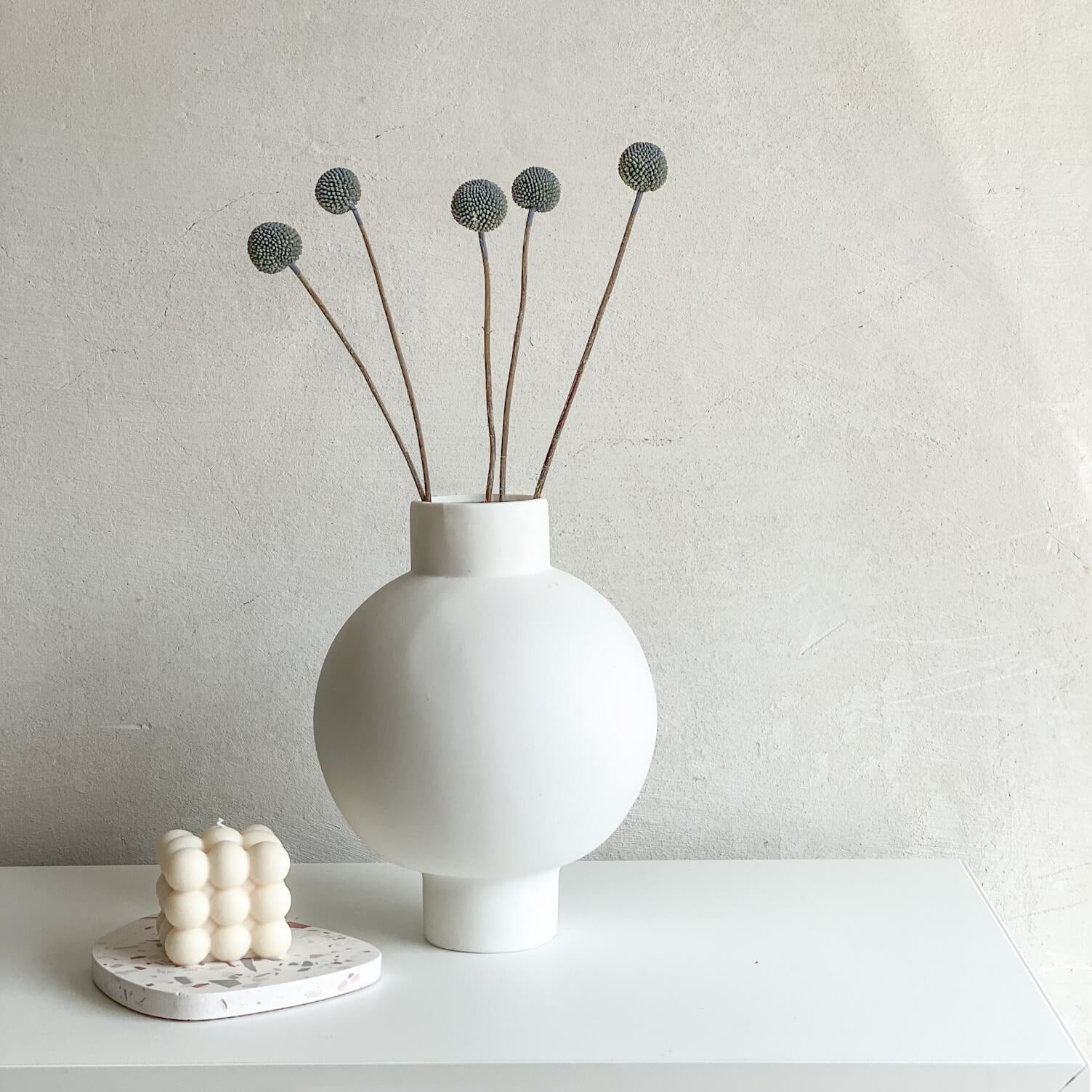  Farbe: grau